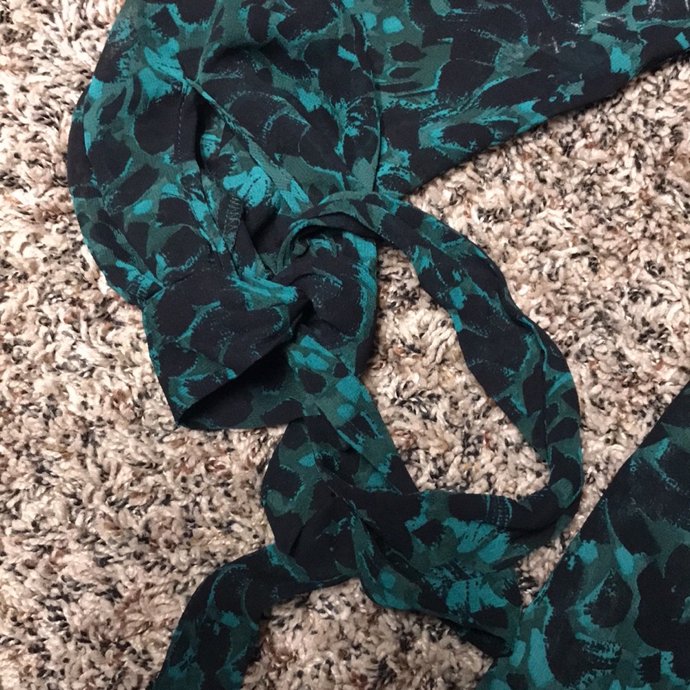 HP🥳Isabel Maternity Floral Green Black Sheer Long Sleeve Maternity Top | NWT!🐠 - Picture 6 of 6